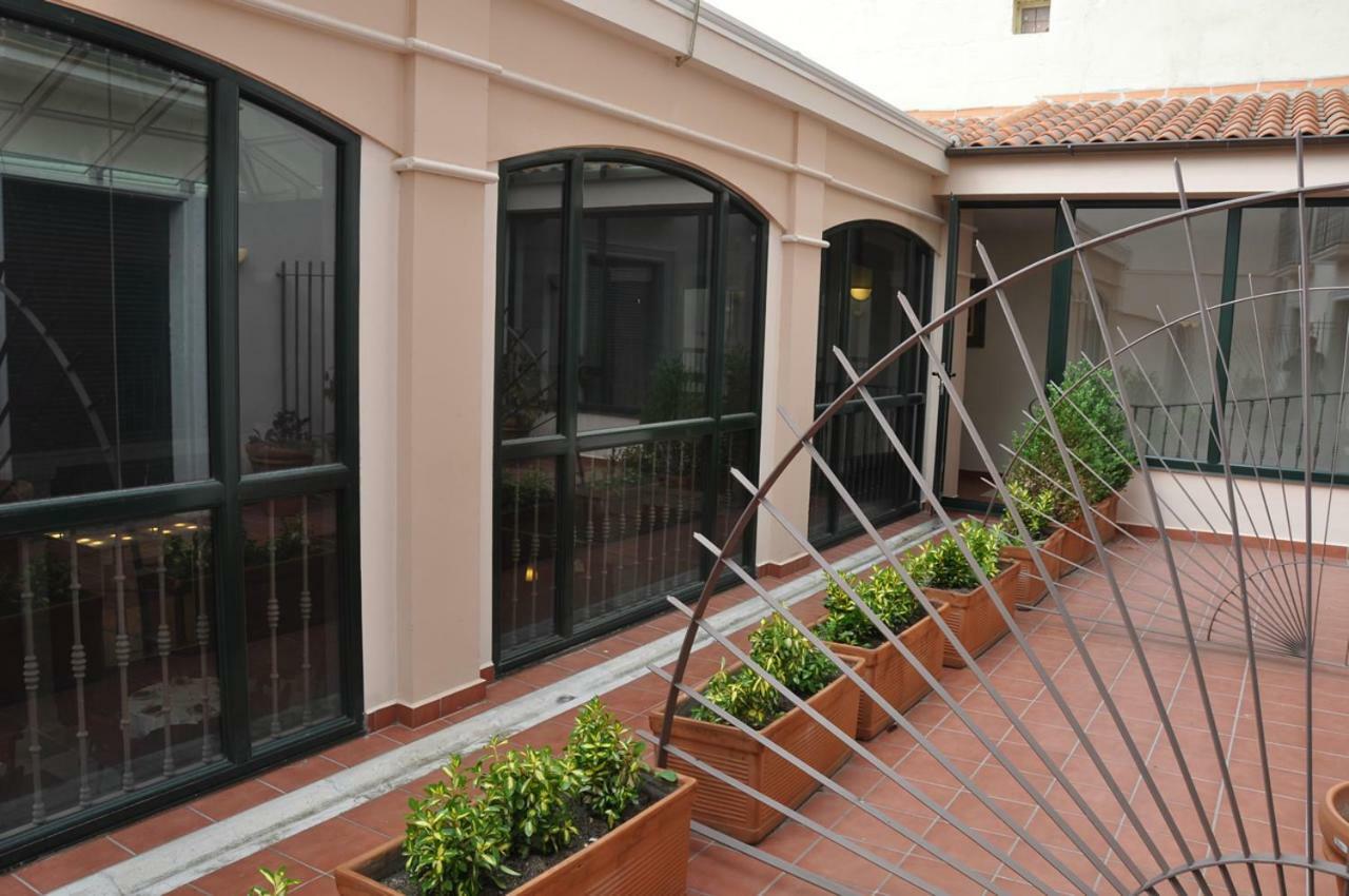 Hotel Las Cabanas Peñaranda de Bracamonte Dış mekan fotoğraf